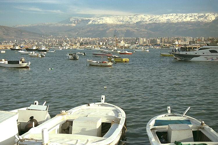  Tripoli, Lebanon: The Image of Fundamentalists and Protests That Deter Investors